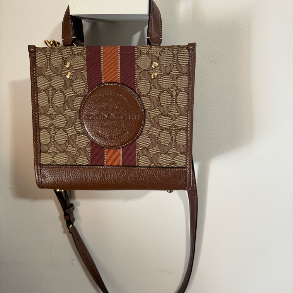 Coach Dempsey tote 22